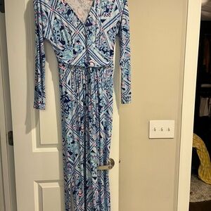 Lilly Pulitzer Blue and White Long Sleeve Bodycon Dress